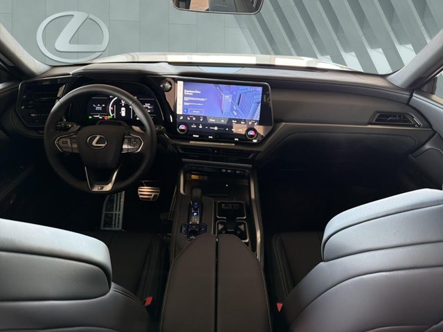 Certified 2026 Lexus TX 500h AWD w/ Technology Package image 13