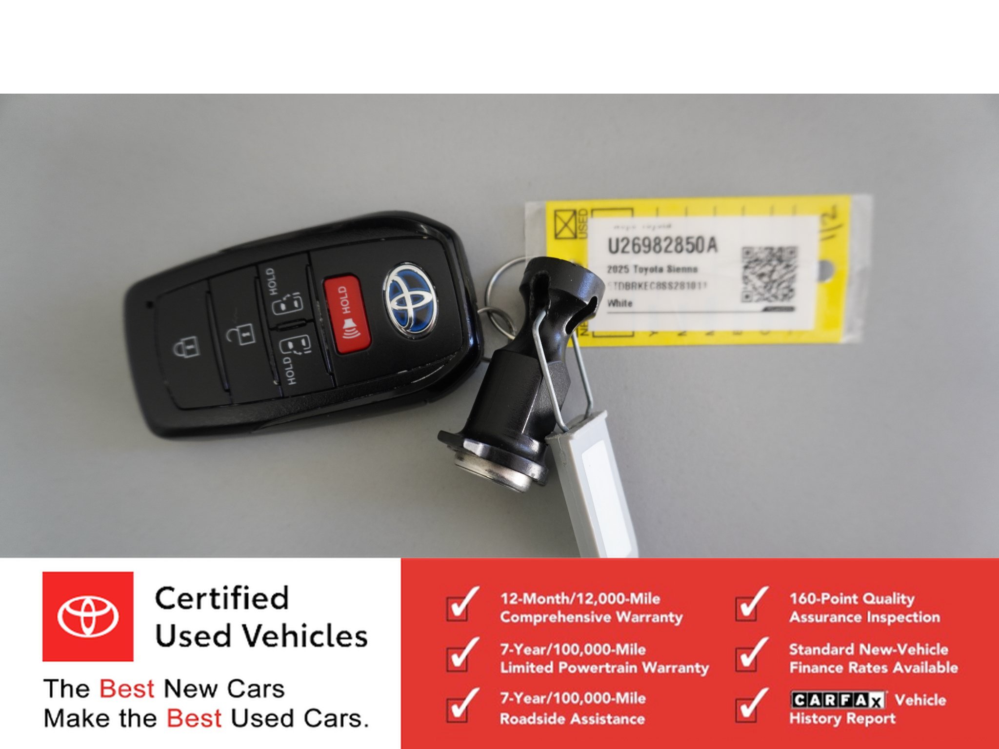 Certified 2025 Toyota Sienna LE w/ LE Plus Package FWD image 32