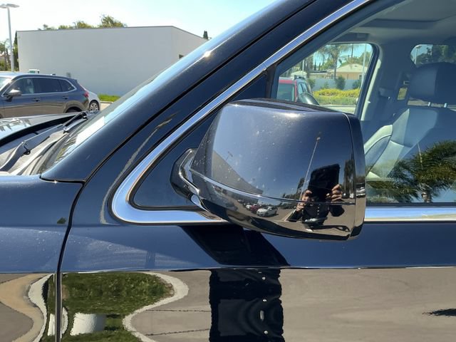 Used 2019 GMC Yukon SLT AWD/4WD image 11