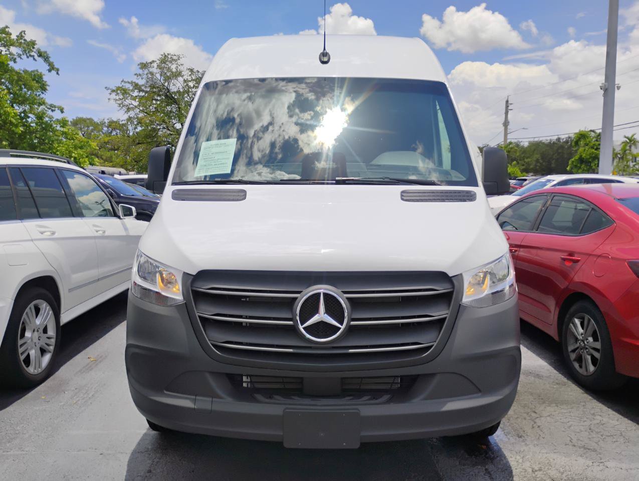 Used 2025 Mercedes-Benz Sprinter 2500 image 2