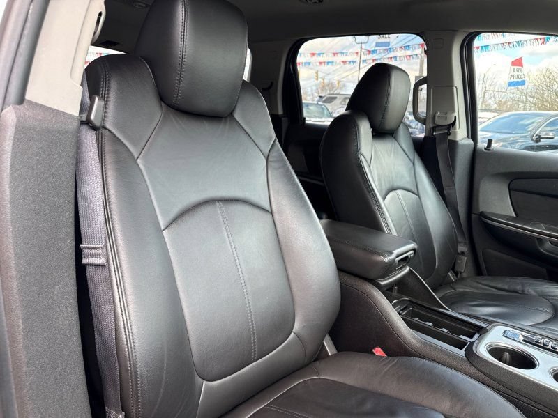 Used 2012 GMC Acadia SLT FWD image 19