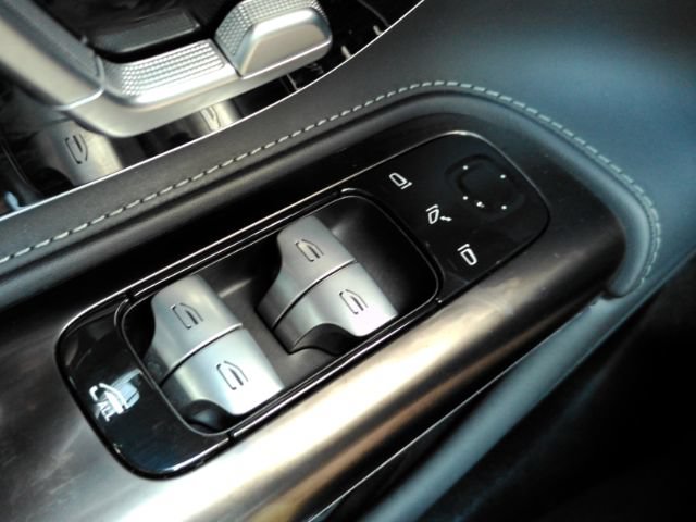 Used 2023 Mercedes-Benz SL 43 AMG image 35
