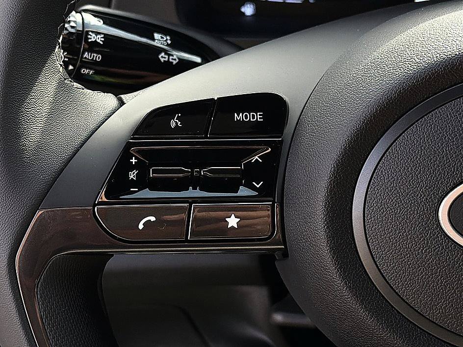New 2026 Hyundai Elantra Sport FWD image 13