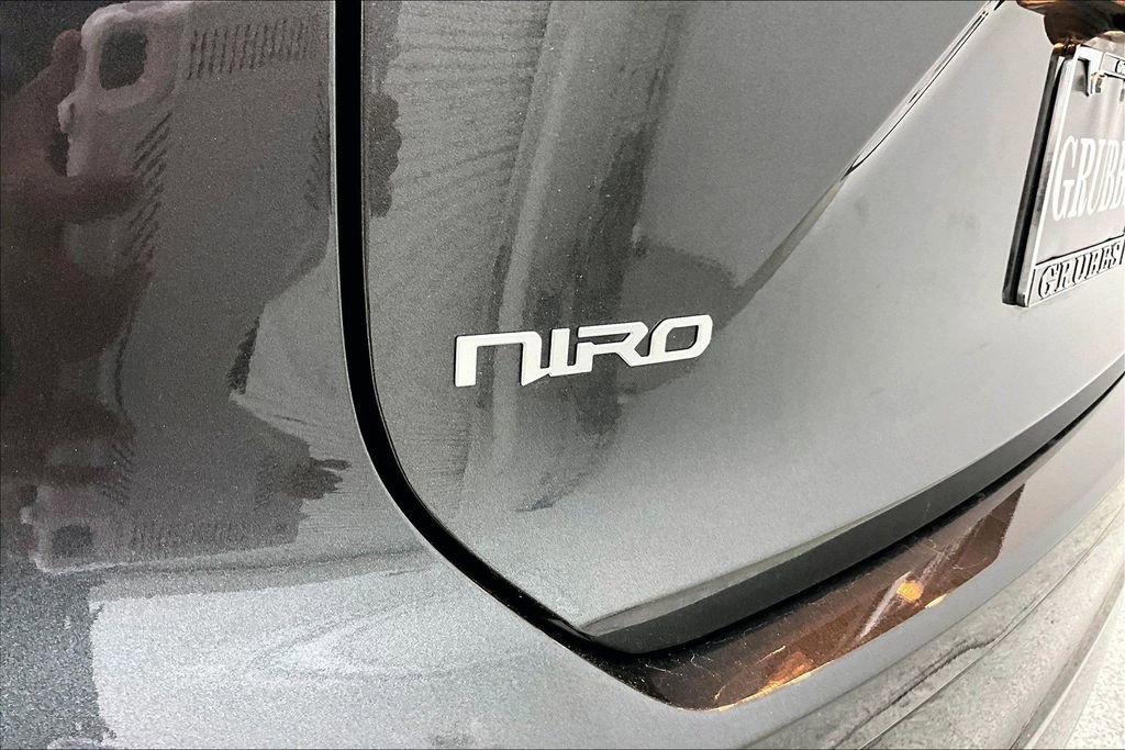 Used 2025 Kia Niro Wind w/ Wind Preserve Package image 39