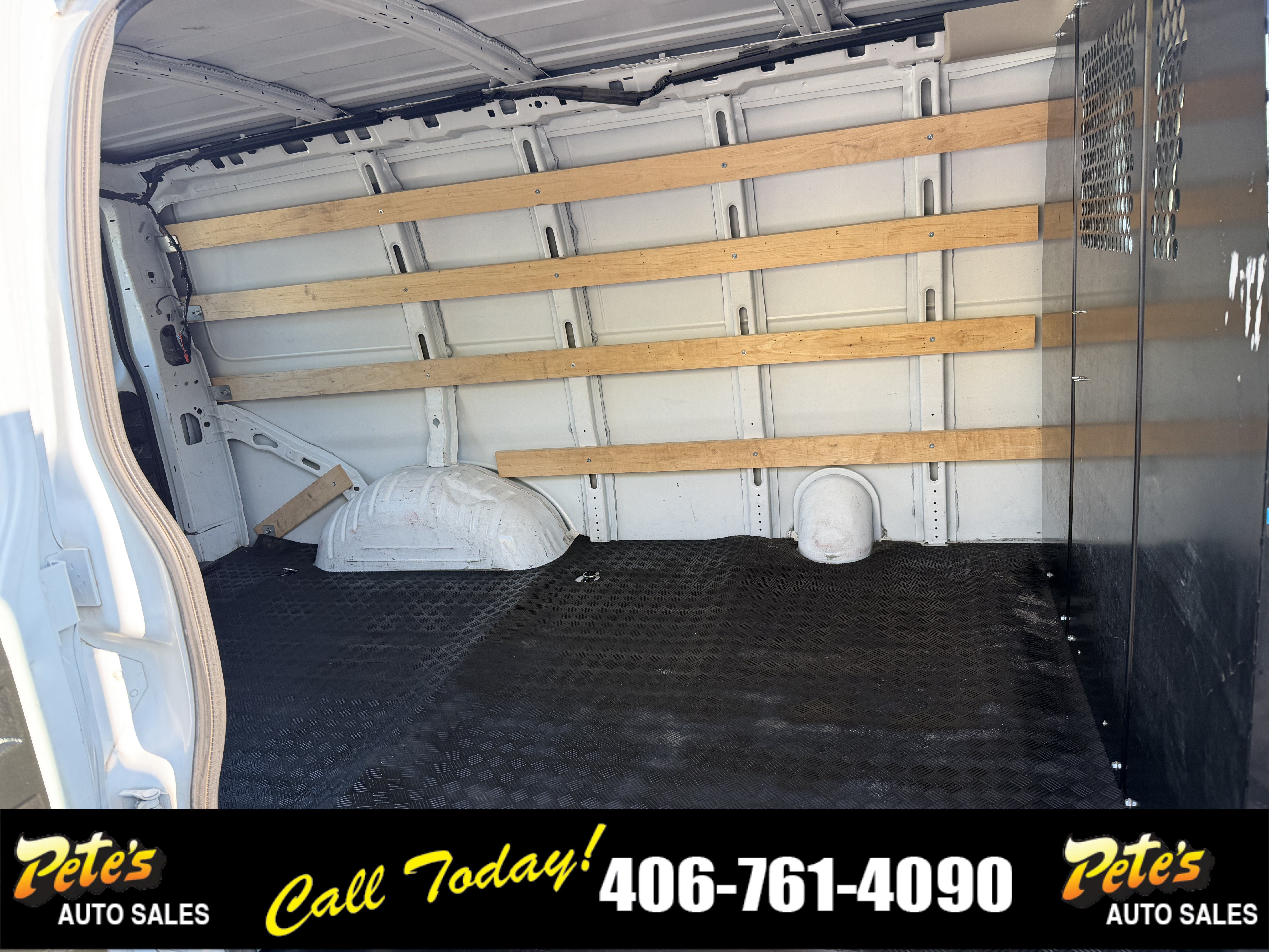 Used 2021 GMC Savana 2500 w/ Driver Convenience Package RWD image 10