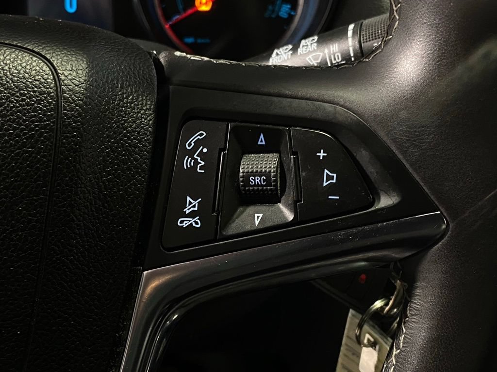Used 2016 Buick Encore Convenience AWD/4WD image 31