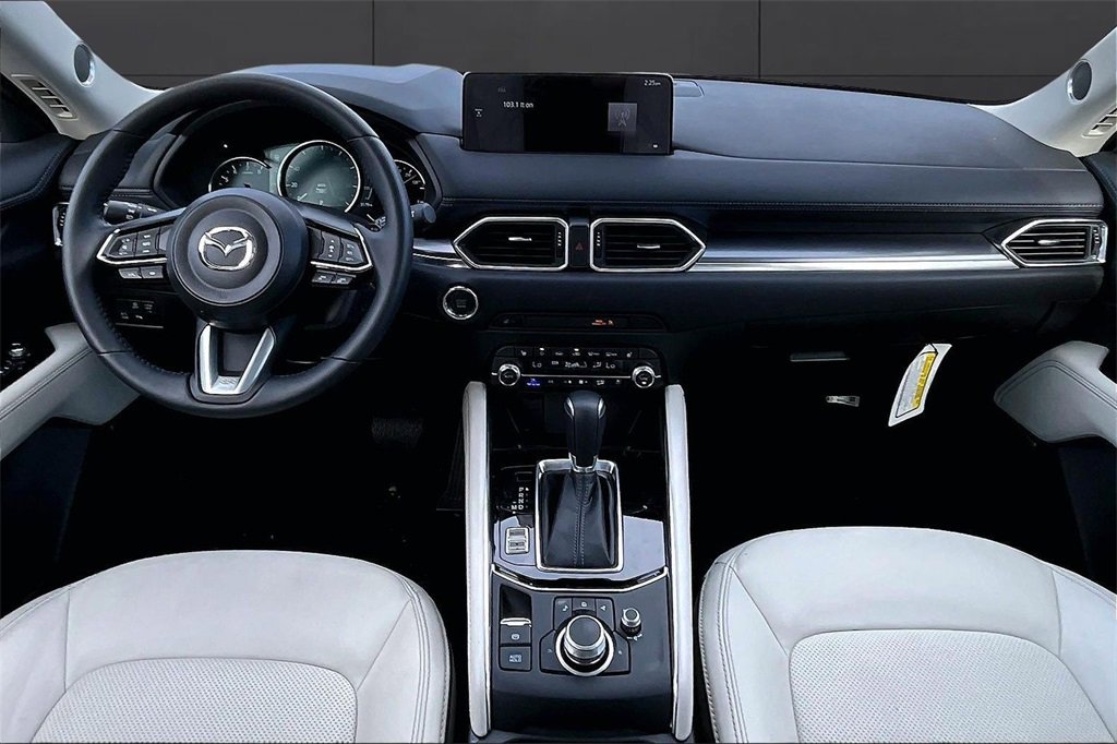 Used 2025 MAZDA CX-5 AWD 2.5 S w/ Premium Plus Pkg image 11