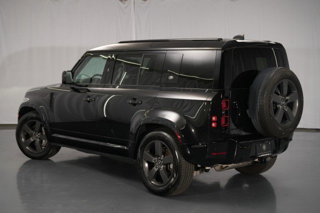 Used 2023 Land Rover Defender 110 X-Dynamic SE AWD/4WD image 21