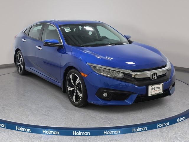 Used 2017 Honda Civic Touring image 4
