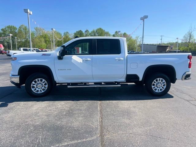 Used 2024 Chevrolet Silverado 2500 LT AWD/4WD image 4