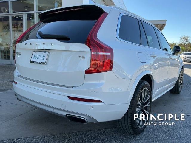 Certified 2021 Volvo XC90 T5 Momentum w/ Protection Package Premier image 6