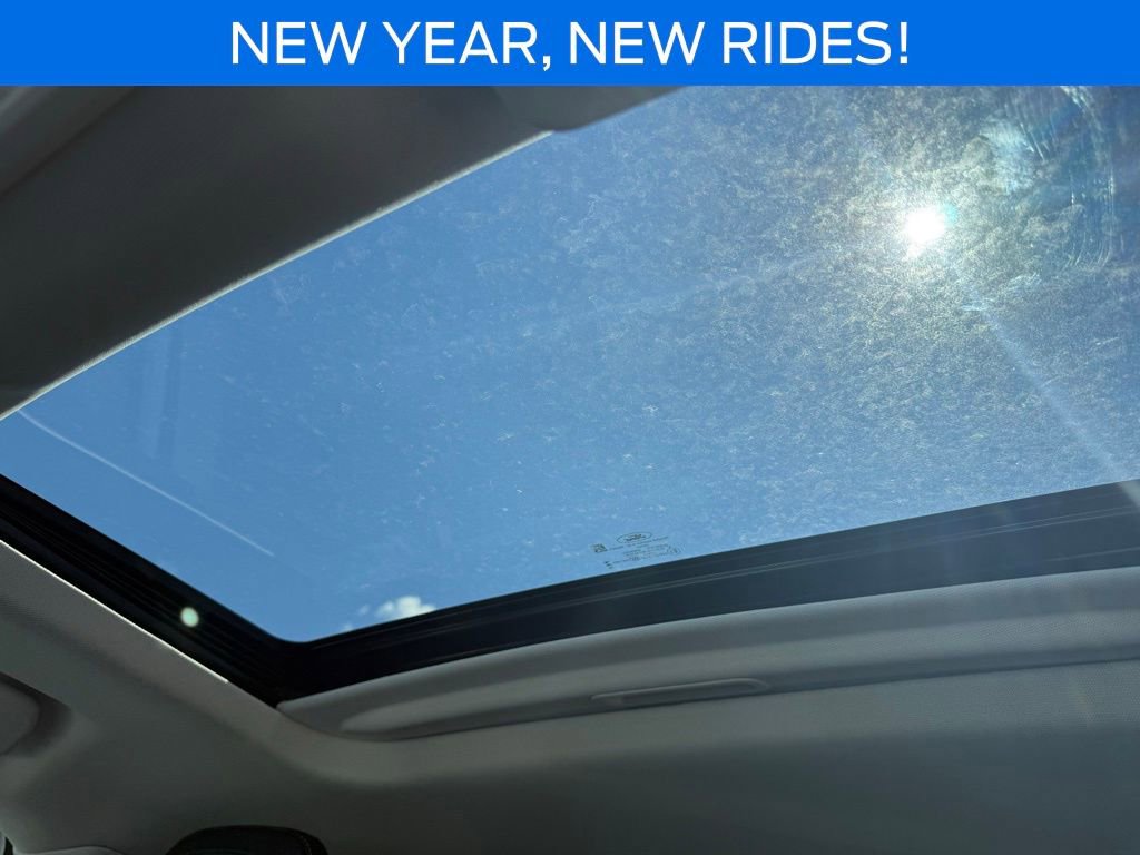 New 2025 Ford Maverick Lobo image 31