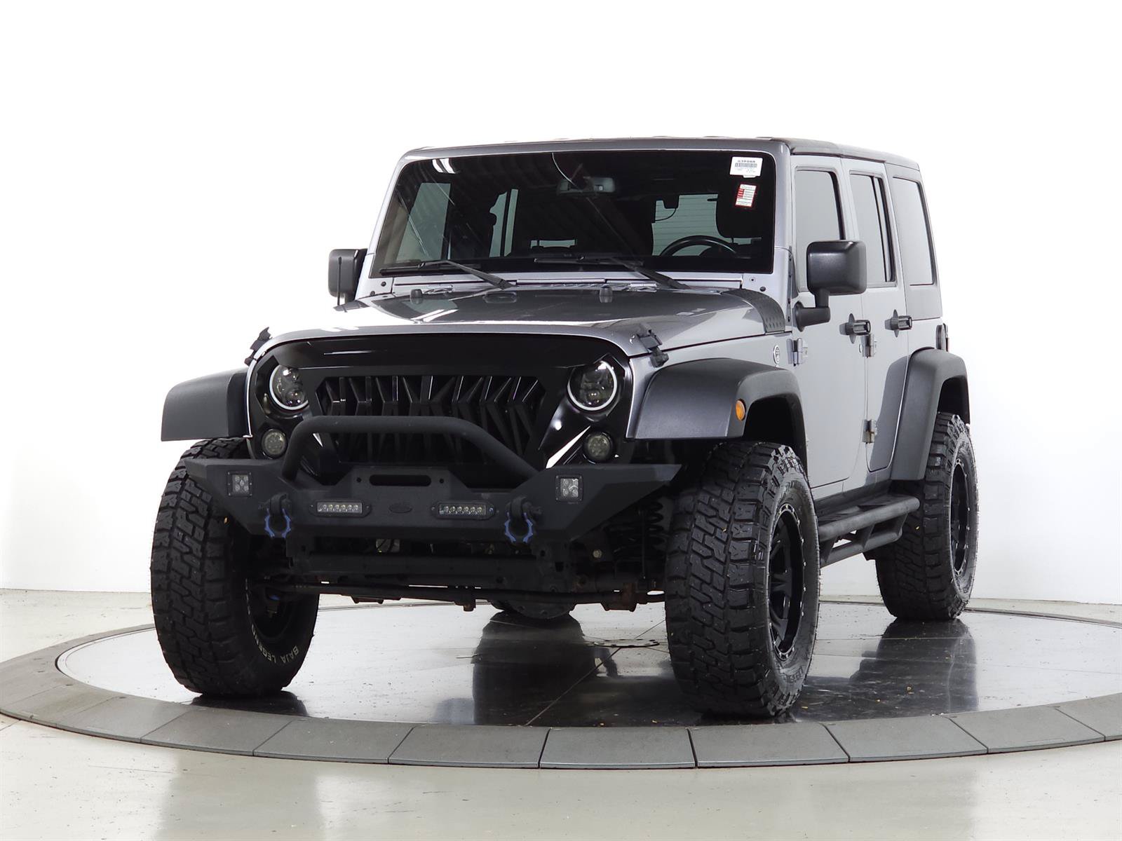 Used 2017 Jeep Wrangler Unlimited Sport w/ Quick Order Package 24S AWD/4WD image 3