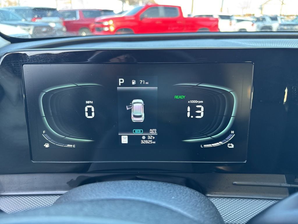 Used 2023 Kia Sportage LX image 16