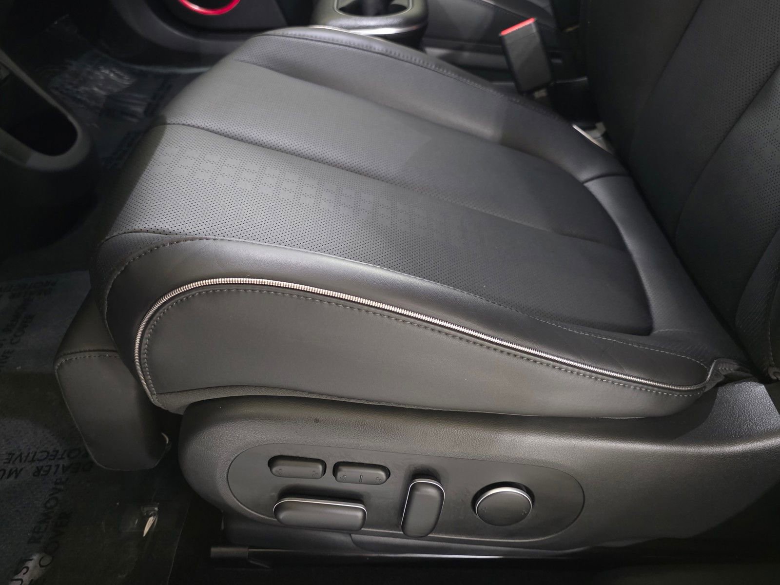 Used 2023 Hyundai Ioniq 5 Limited w/ Cargo Package AWD/4WD image 24