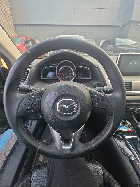 Used 2016 MAZDA MAZDA3 s Grand Touring FWD image 12