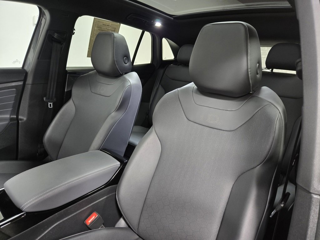 Used 2023 Volkswagen ID.4 Pro S image 12