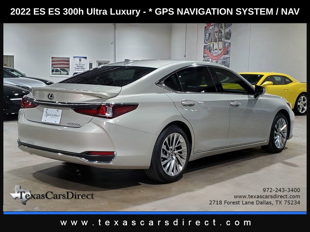 Used 2022 Lexus ES 300h Ultra Luxury w/ Accessory Package 2 image 10