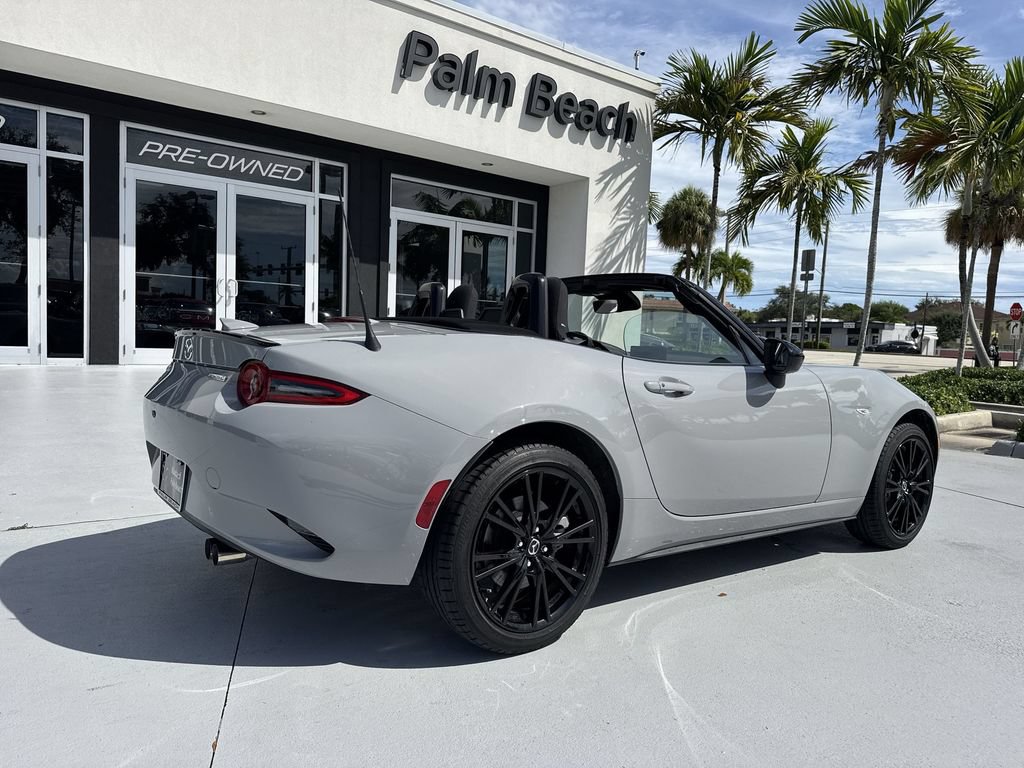 Used 2025 MAZDA MX-5 Miata Club RWD image 24