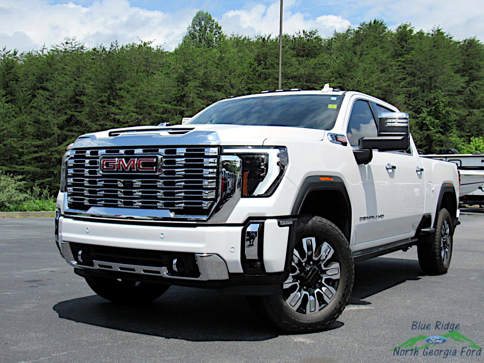 Used 2024 GMC Sierra 2500 Denali w/ Denali Reserve Package image 1