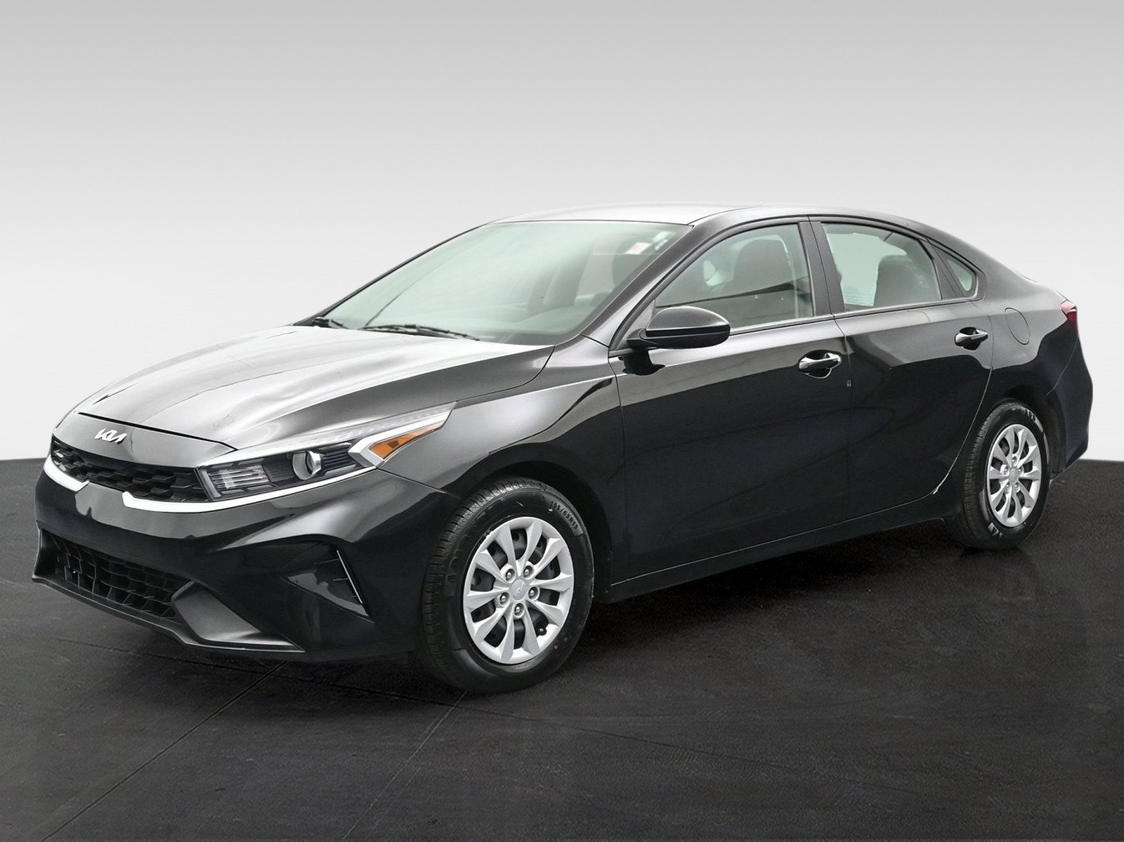 Used 2024 Kia Forte LX FWD image 8