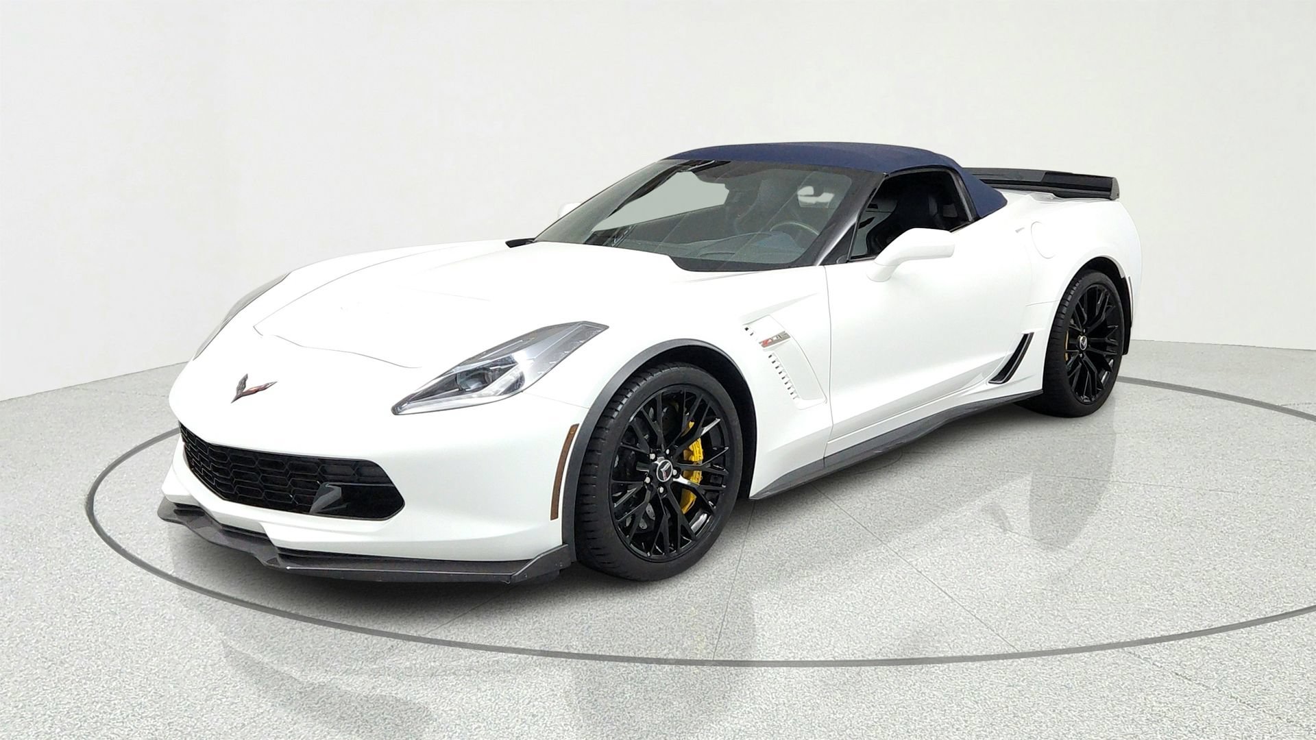 Used 2015 Chevrolet Corvette Z06 w/ 3LZ Preferred Equipment Group
