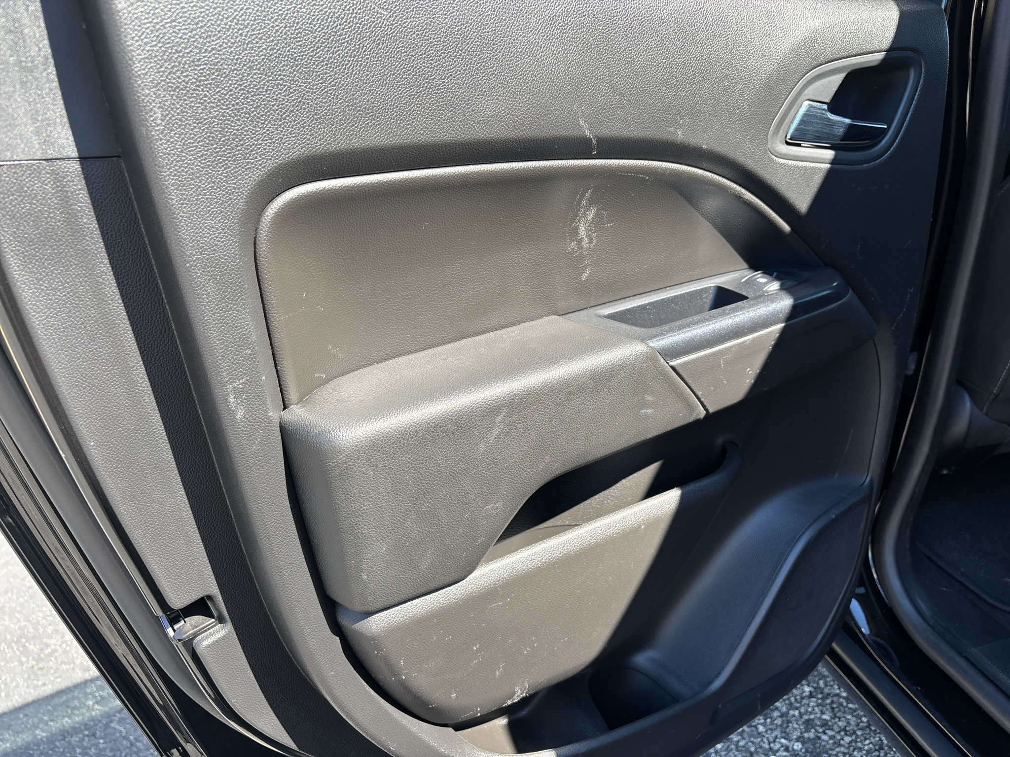 Used 2021 Chevrolet Colorado LT AWD/4WD image 19