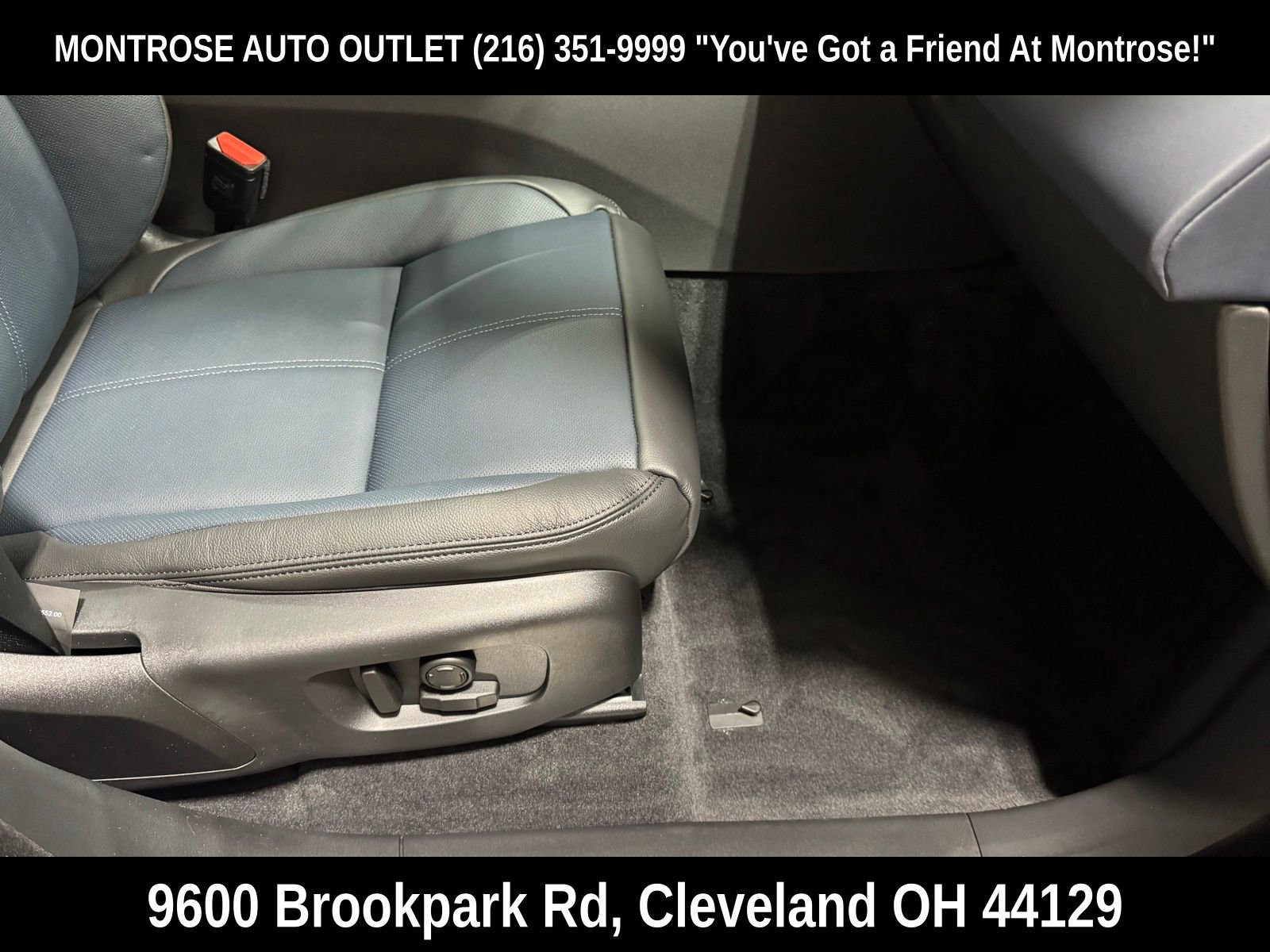 New 2026 Land Rover Range Rover Velar Dynamic SE image 45