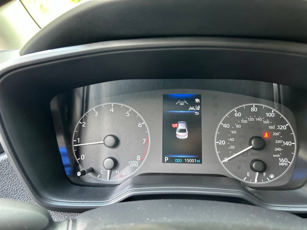 Used 2025 Toyota Corolla LE FWD image 20