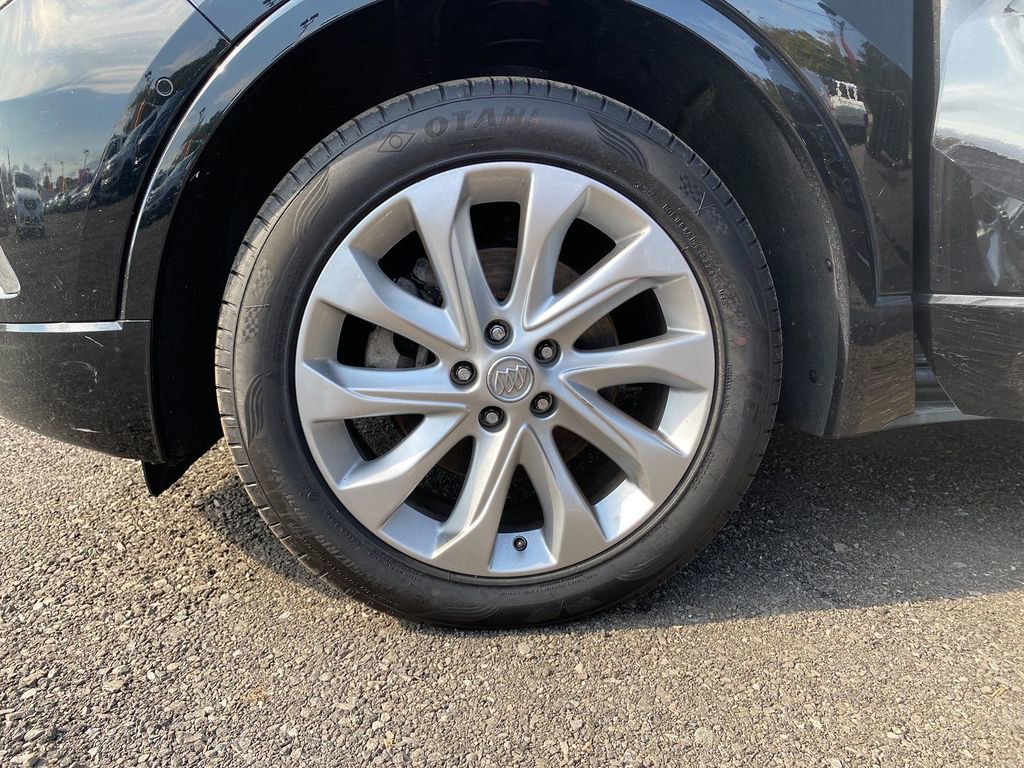 Used 2017 Buick Envision Premium w/ Driver Confidence Package image 30