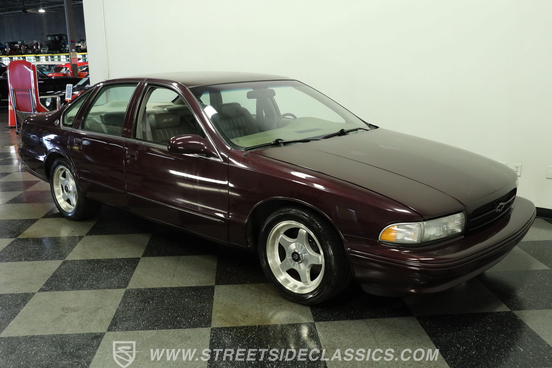 Used 1996 Chevrolet Impala SS RWD image 14