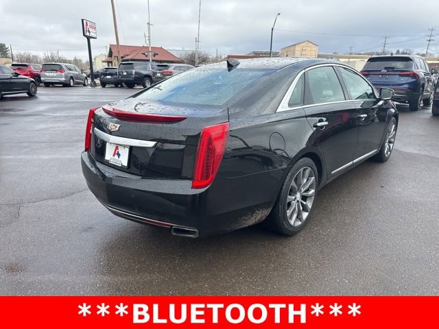 Used 2017 Cadillac XTS Luxury FWD image 3