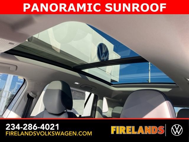 New 2025 Volkswagen Tiguan SE image 5