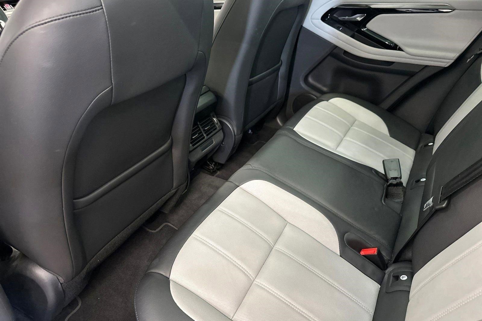 Used 2022 Land Rover Range Rover Evoque R-Dynamic S image 15