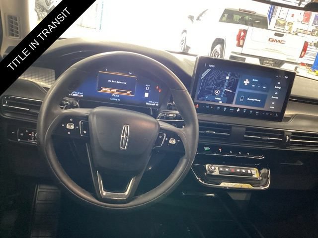 Used 2023 Lincoln Corsair AWD image 5