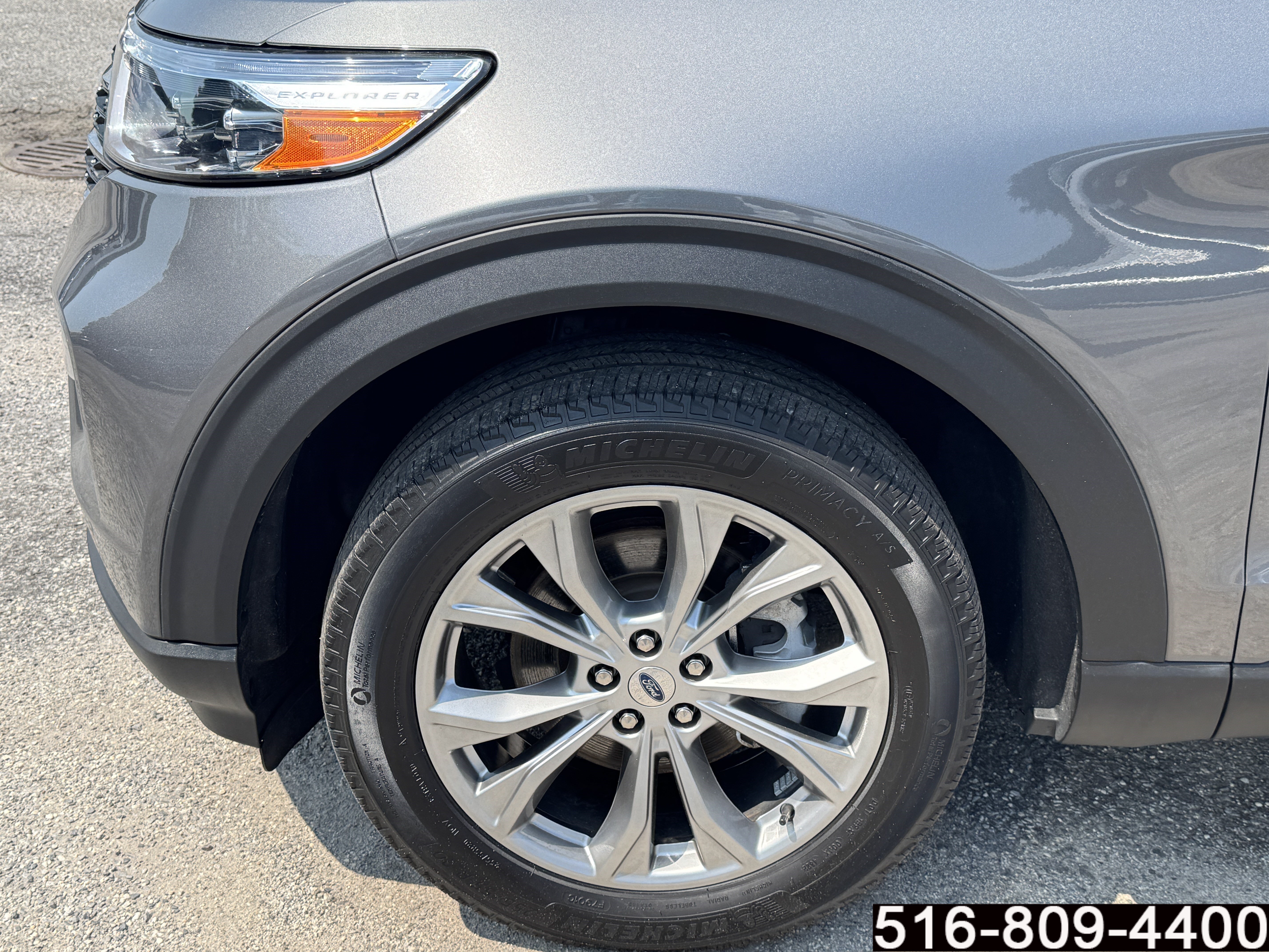 Used 2023 Ford Explorer XLT w/ Equipment Group 202A AWD/4WD image 10