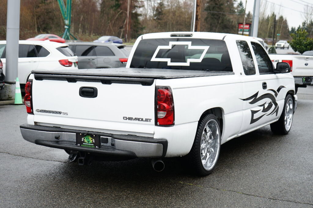 Used 2005 Chevrolet Silverado 1500 LS w/ Light Duty Power Package image 6