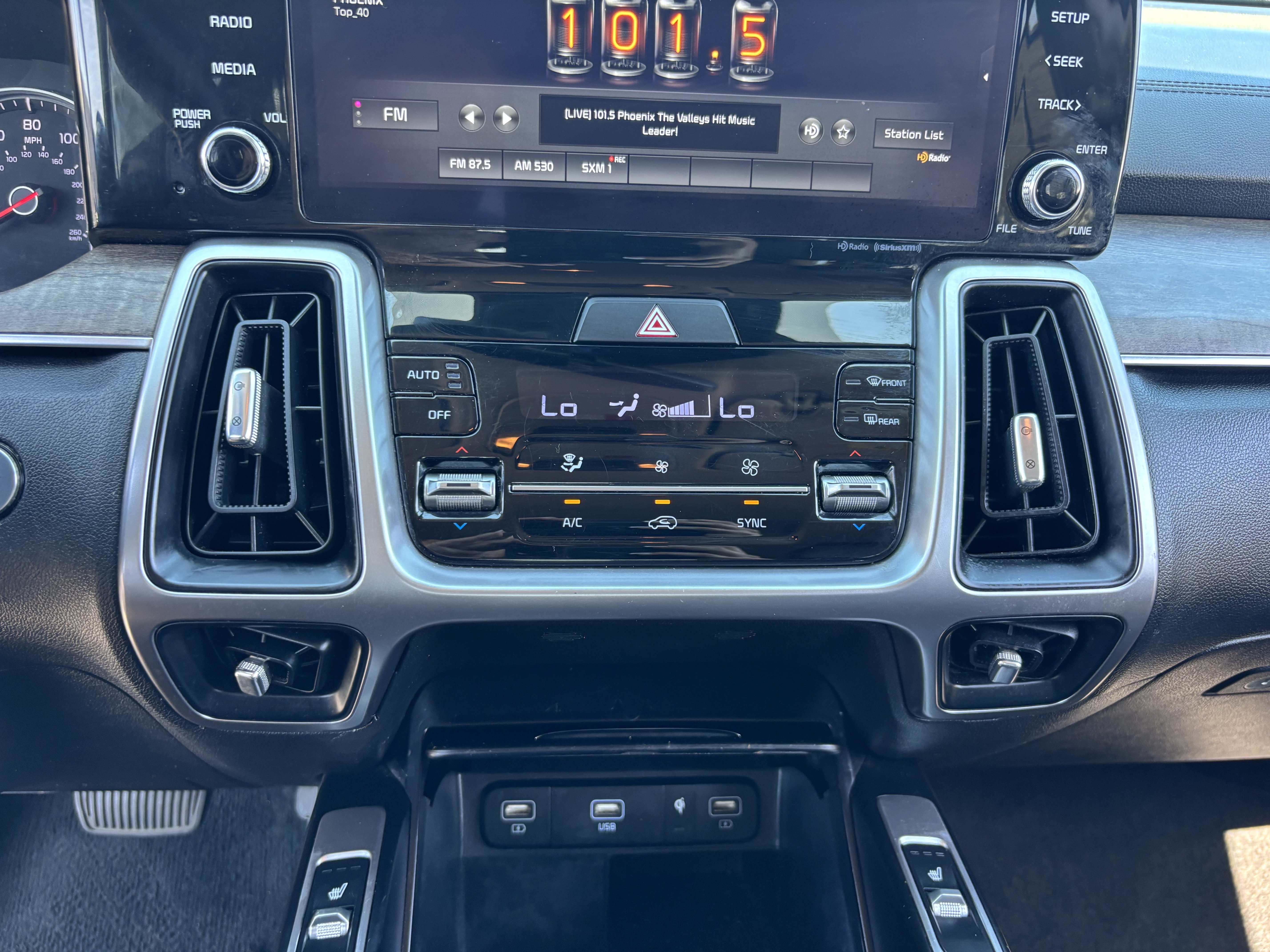 Certified 2022 Kia Sorento EX FWD image 22