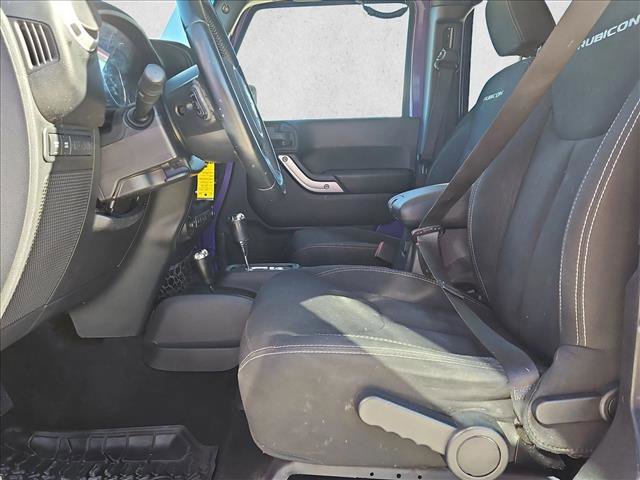 Used 2018 Jeep Wrangler Unlimited Rubicon w/ Cold Weather Group image 16