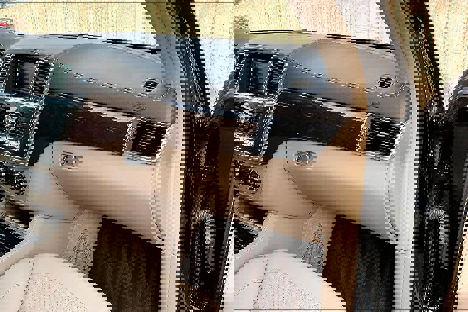 Used 2016 Mercedes-Benz GL 450 4MATIC image 19