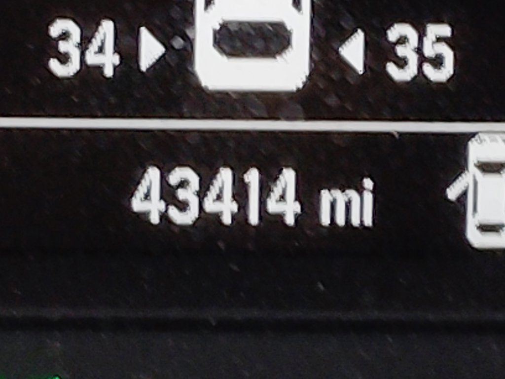 Used 2024 Chevrolet Trax LS FWD image 32