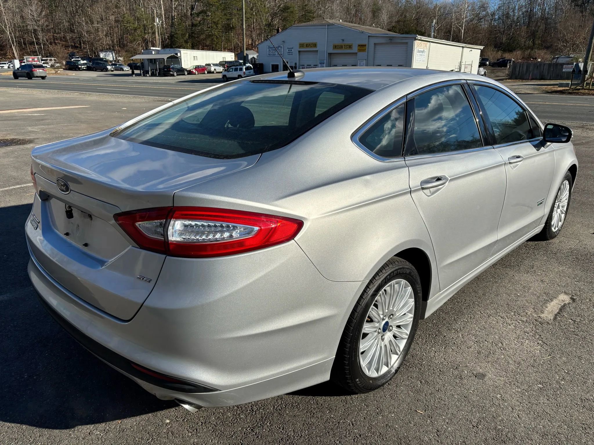 Used 2014 Ford Fusion Energi SE image 11