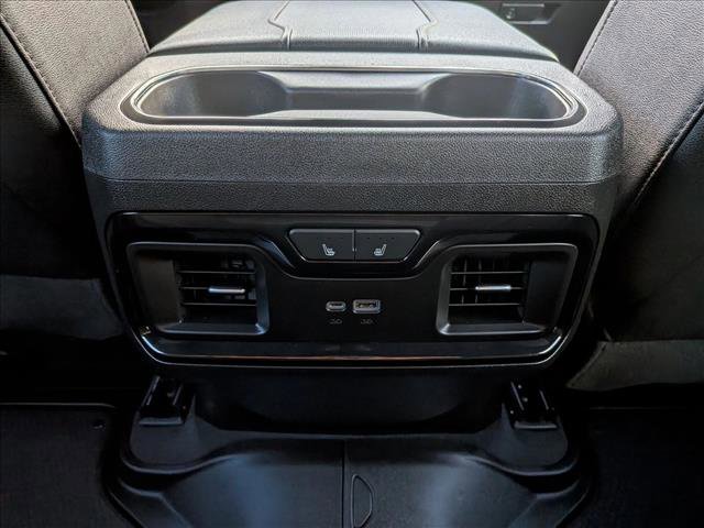 Used 2024 GMC Sierra 1500 AT4 w/ AT4 Preferred Package AWD/4WD image 18