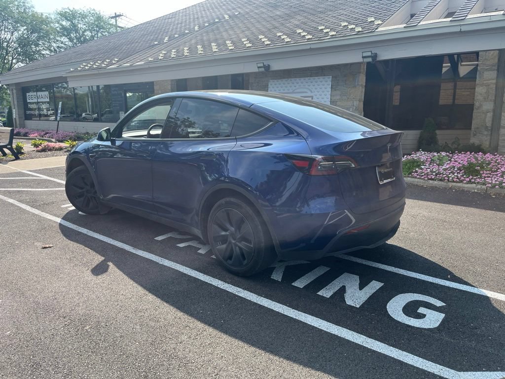 Used 2024 Tesla Model Y Long Range RWD image 4