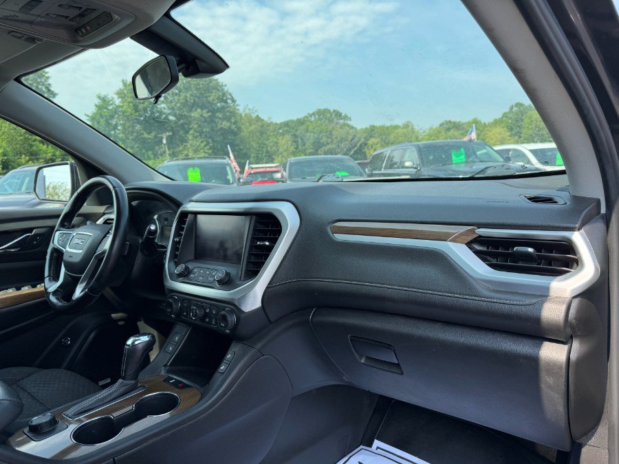 Used 2019 GMC Acadia SLE FWD image 20