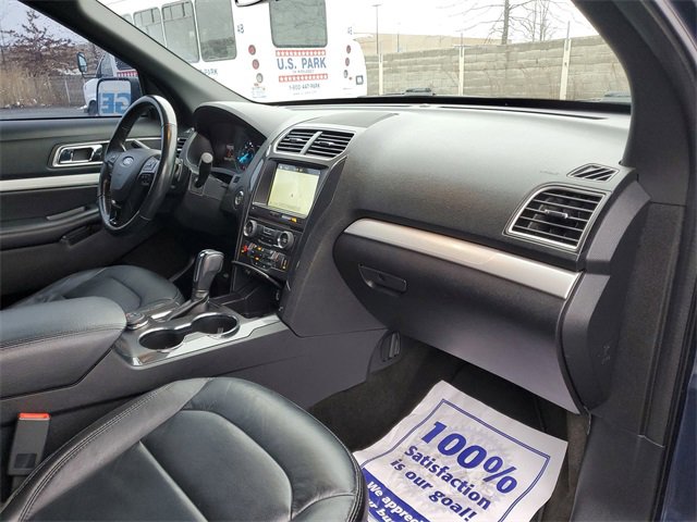 Used 2017 Ford Explorer XLT w/ Equipment Group 202A image 28