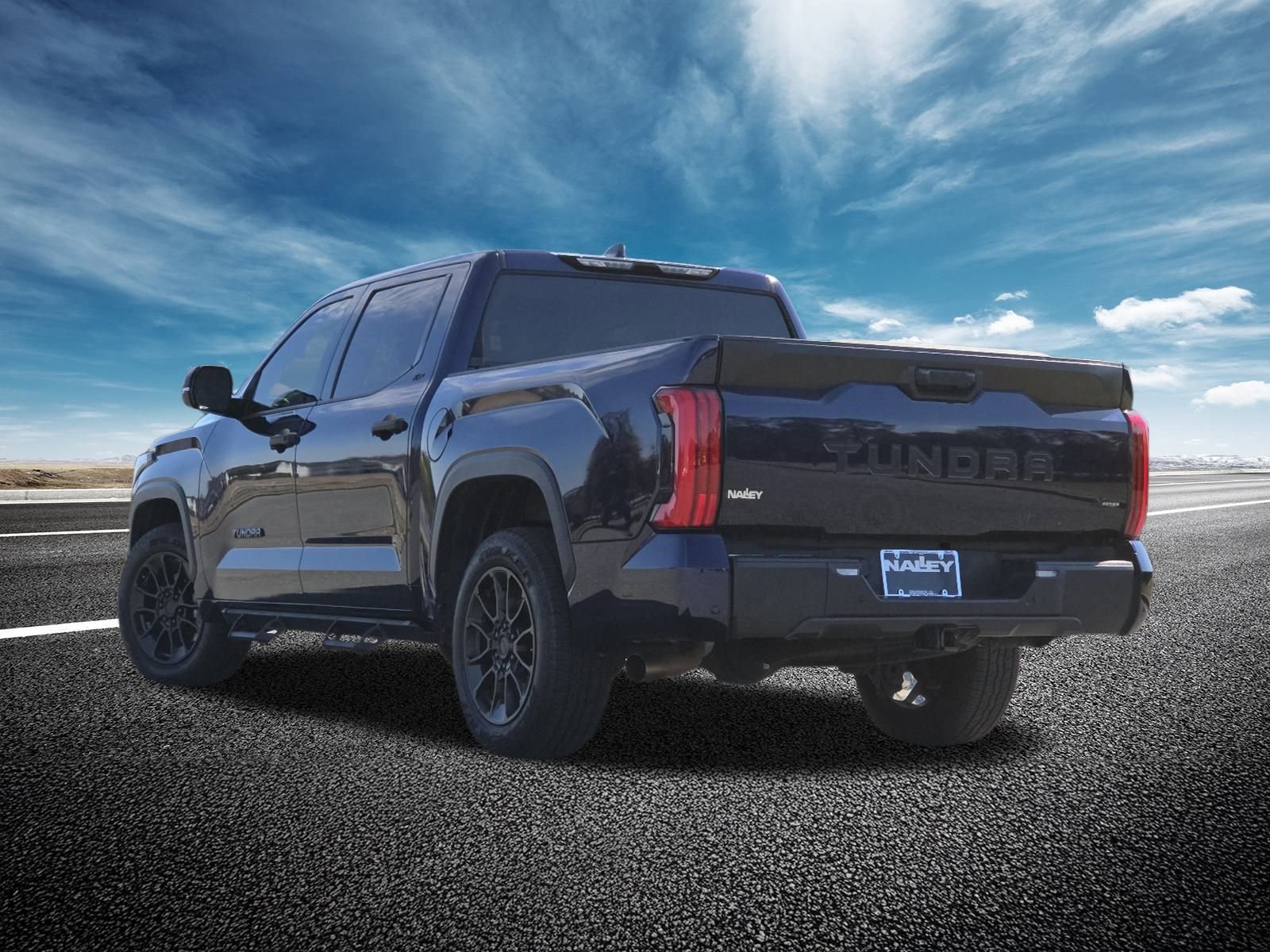 Used 2022 Toyota Tundra SR5 w/ Convenience Package image 16