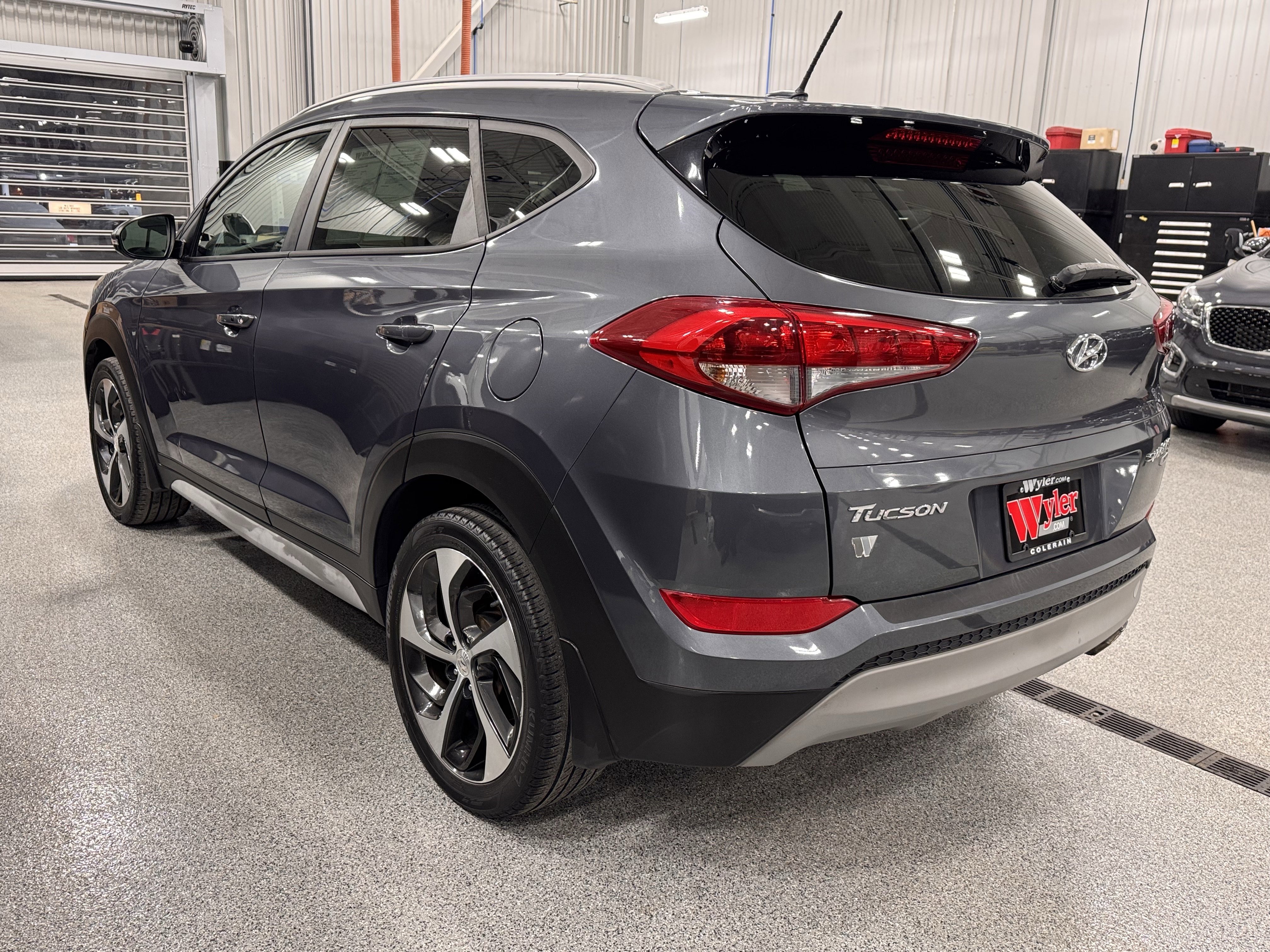 Used 2017 Hyundai Tucson Sport w/ Cargo Package image 31