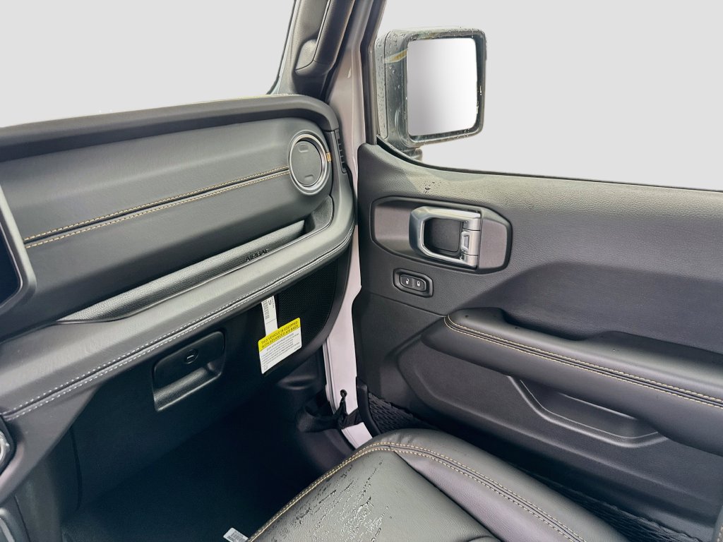 New 2027 Jeep Wrangler Unlimited Sahara AWD/4WD image 24