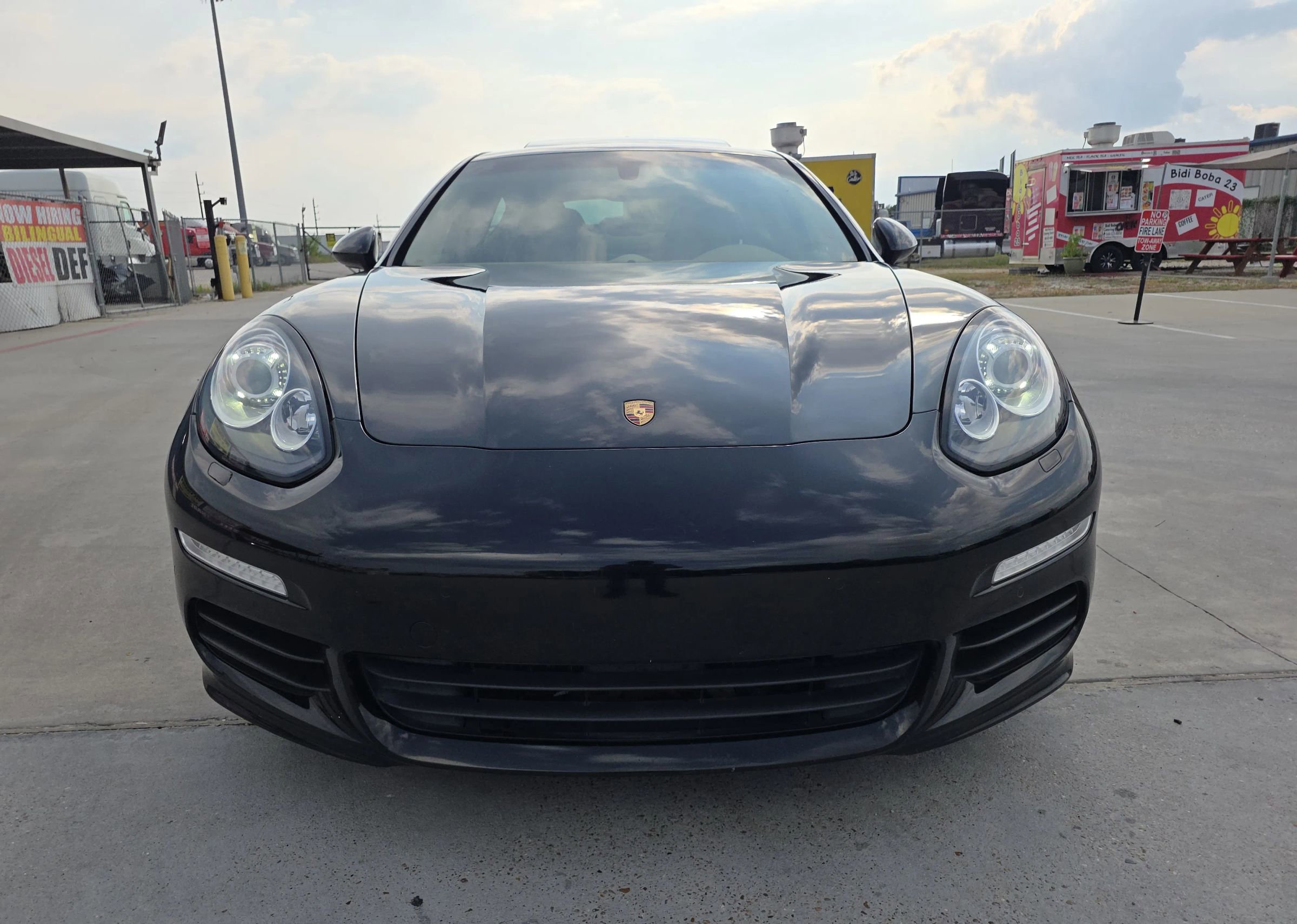 Used 2015 Porsche Panamera 4 image 5